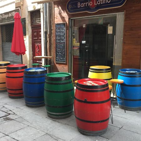 Appart Sympa Dans Le Vieux Nimes Apartment Bagian luar foto